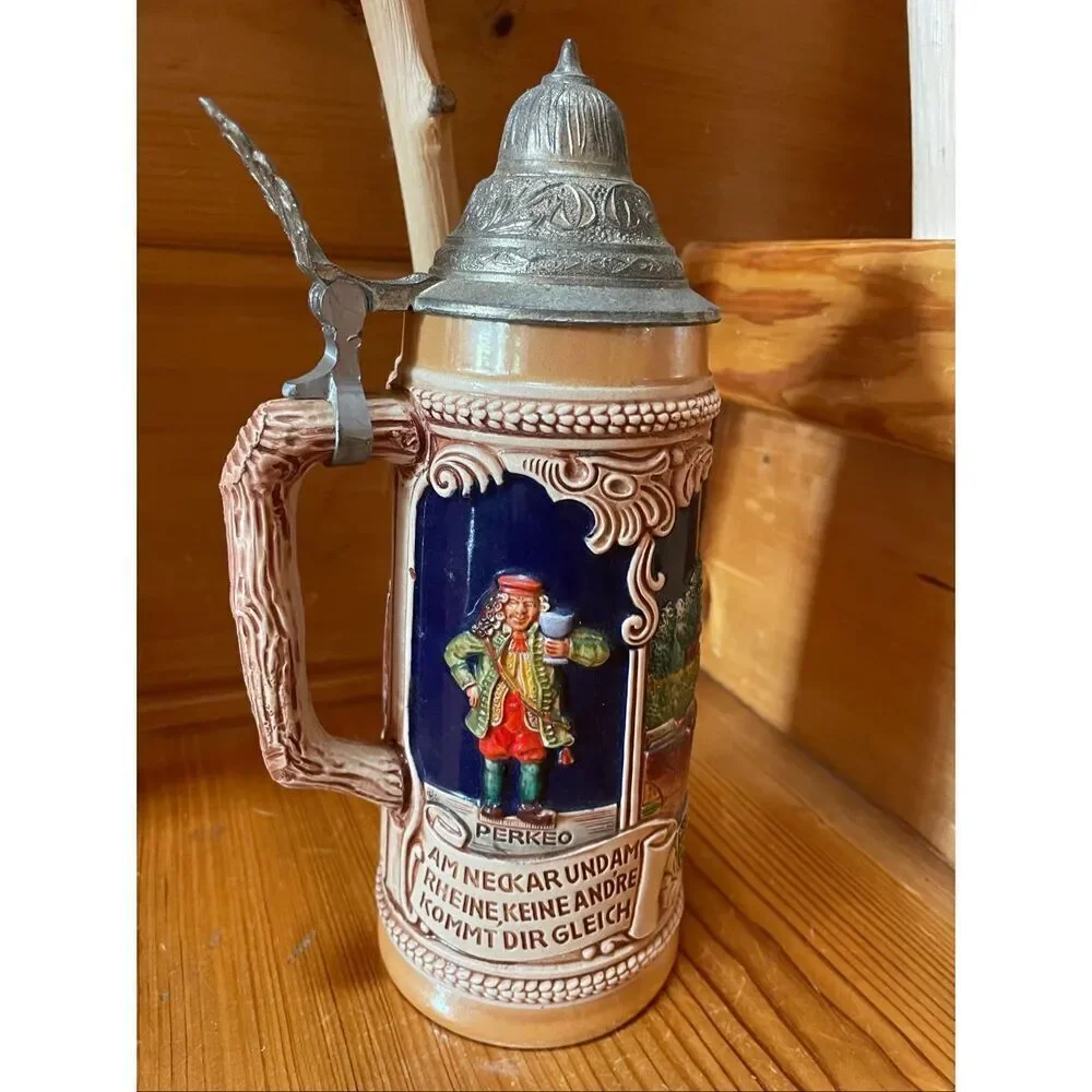 Pre Owned Vintage German Stein.  Henagemall #17. Pewter Lid.
